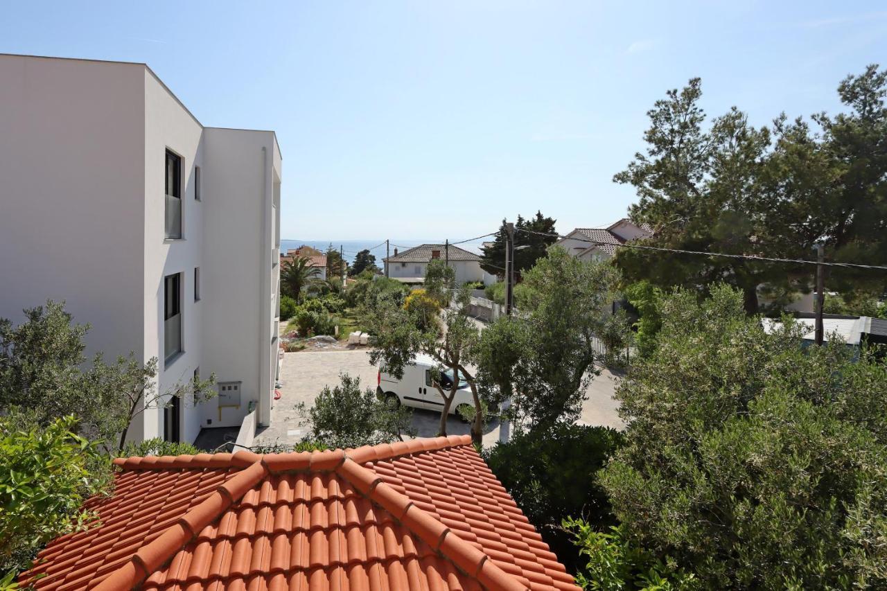 Apartments And Rooms By The Sea Banjol, Rab - 19692 Екстериор снимка